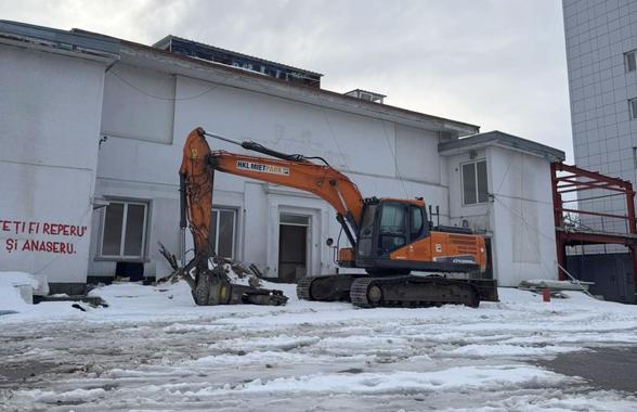 S-au reluat lucrările la noul stadion Dinamo » Cum merge demolarea