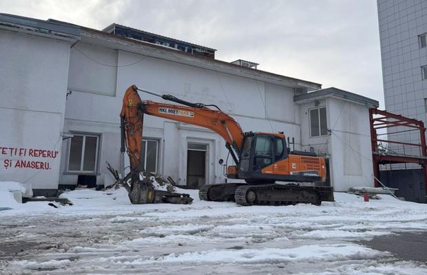 S-au reluat lucrările la noul stadion Dinamo » Cum merge demolarea
