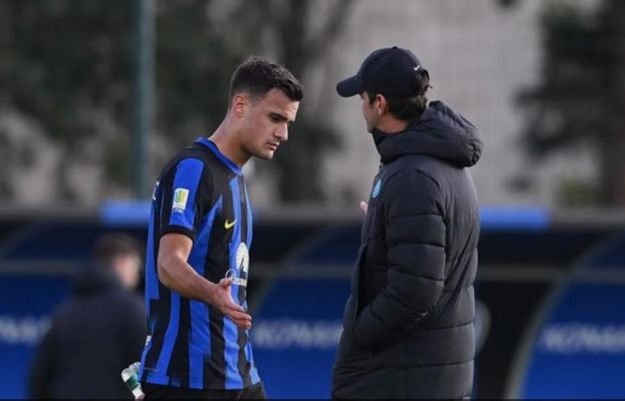 Aleksandar Stankovic are 71 de meciuri cu Cristi Chivu la juniorii lui Inter, reușind 12 goluri și 6 assisturi / Foto: X Chivu va scăpa de Frattesi pentru a-i face loc lui Curtis Jones » Clubul la care a fost propus îl vrea pe Stankovic