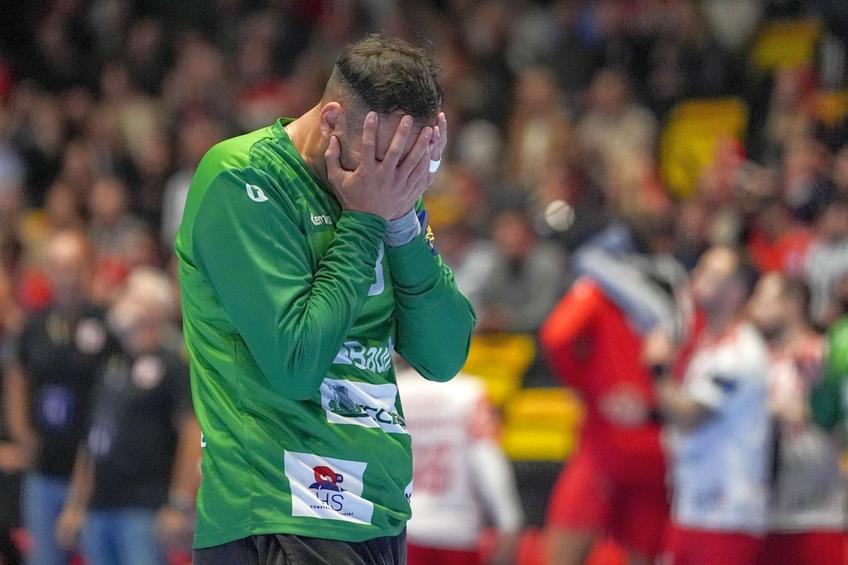 Ionuț Iancu, portarul lui Dinamo, s-a accidentat // FOTO: Imago Images