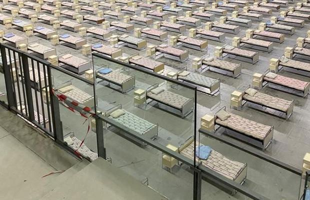 FOTO // Bulgarii au transformat Armeeț Arena în spital de campanie pentru bolnavii de coronavirus