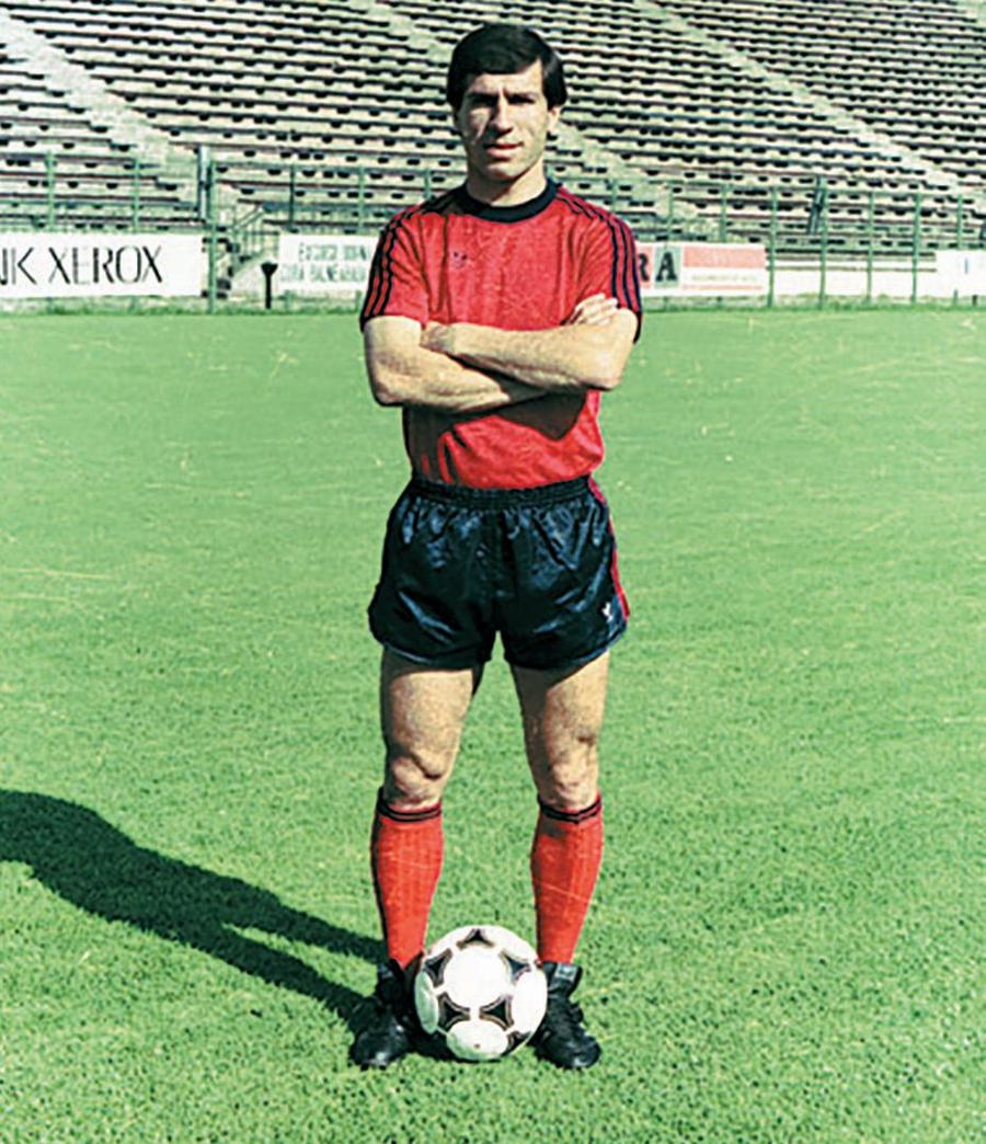 Lucian Bălan Cum au fost create marile echipe ale anilor '80? » Episodul 2: Steaua, viteziștii Europei - Performanțe uluitoare cu numai 13 fotbaliști de bază
