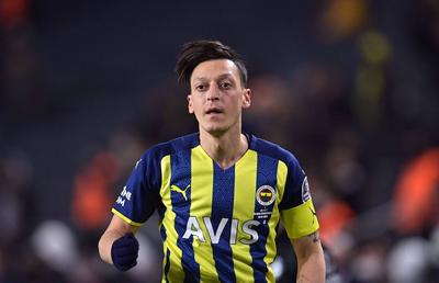 Mesut Ozil, OUT din lotul lui Fenerbahce! Ce a făcut fostul jucător de la Real Madrid și Arsenal