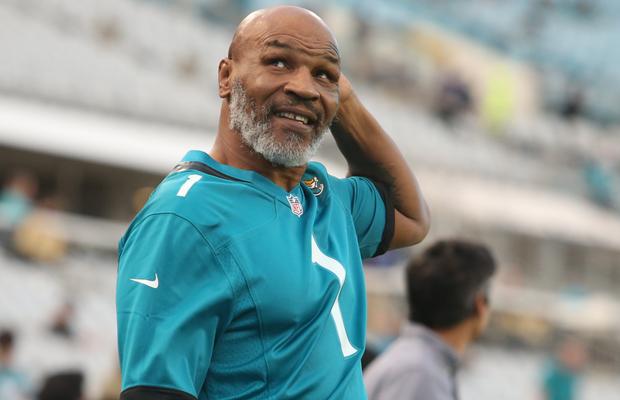 Mike Tyson, amenințat cu arma într-un bar din Hollywood » Reacția uluitoare a fostului campion mondial