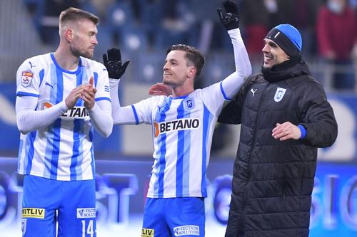 David Lazar, primul din dreapta, e cel mai scump transfer făcut de Craiova pentru sezonul în curs // foto: Imago Images
