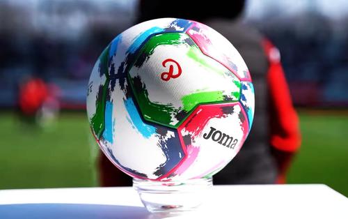Crainicul lui Dinamo explică momentul inedit cu Buzău: „E a opta minge în două meciuri, eu n-am două mingi la antrenament pentru copii, ce facem?”