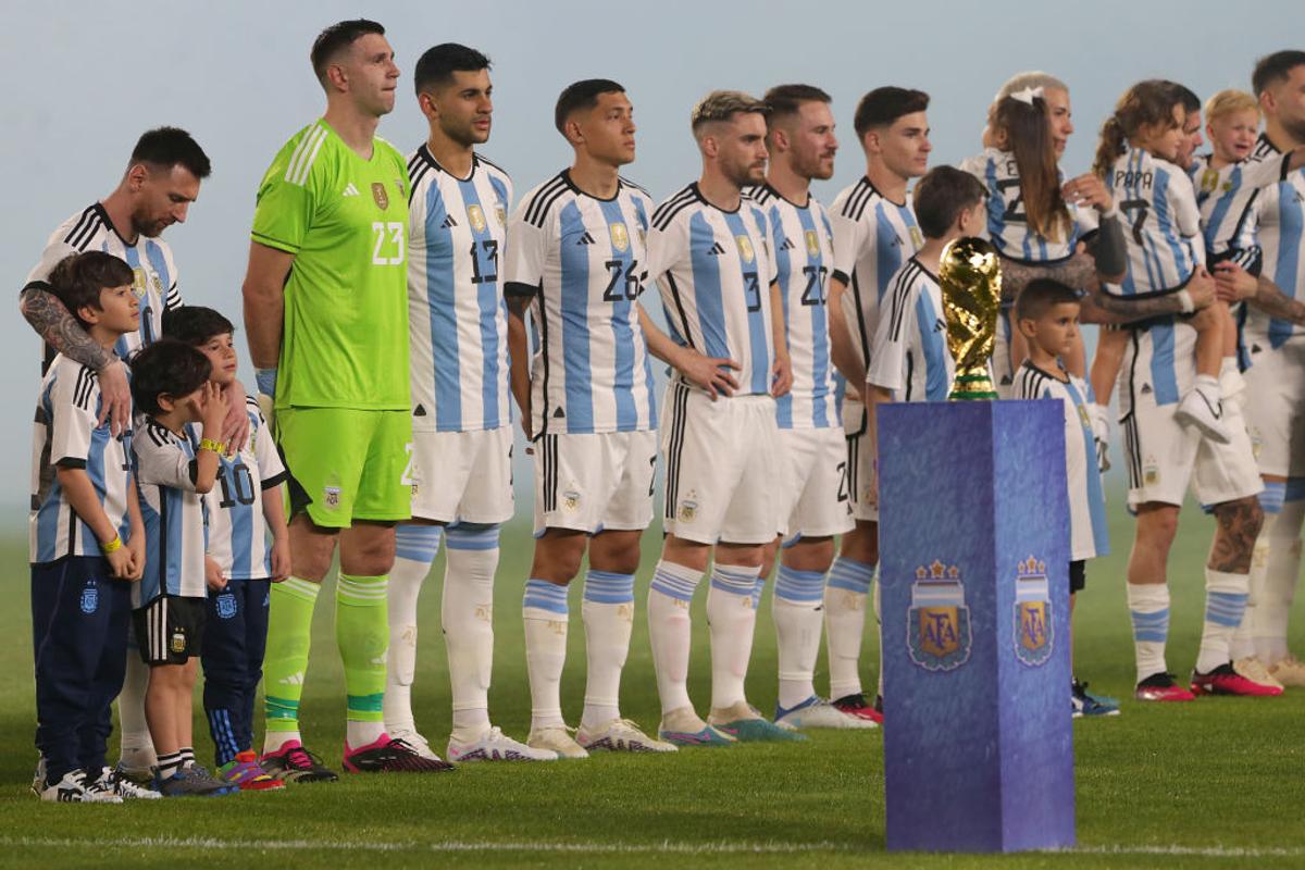 Delir în Argentina, cu 83.000 de oameni » Messi a reușit golul #800 din carieră!