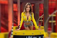 Cea mai sexy animatoare din circuitul MotoGP este fanul unei formații aflate în suferință în Serie A