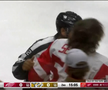 Filip Forsberg (Nashville Predators) și Moritz Seider (Detroit Red Wings) FOTO: captură video