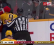 Filip Forsberg (Nashville Predators) și Moritz Seider (Detroit Red Wings) FOTO: captură video