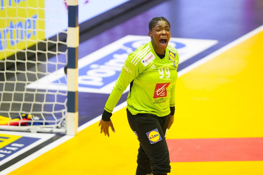 Totul despre adversara lui CSM București din „sferturile” Ligii Campionilor » Geniu pe bancă și lot plin de campioane mondiale