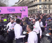 Cursa ospătarilor a revenit la Paris după 13 ani FOTO: 
Associated Press