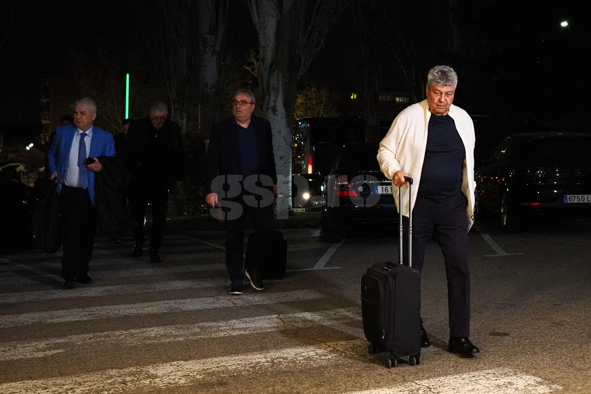 Sosire echipa naţională la hotelul din Madrid