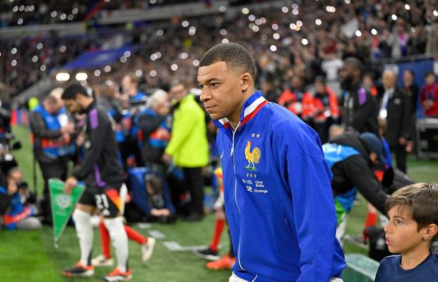 Bomba zilei: colegul lui Mbappe a dezvăluit viitoarea echipă a lui Kylian + totul a fost șters ulterior