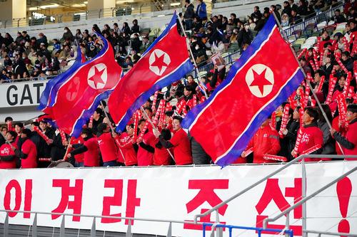 Naționala Coreei de Nord a fost susținută în Japonia // foto: Guliver/gettyimages