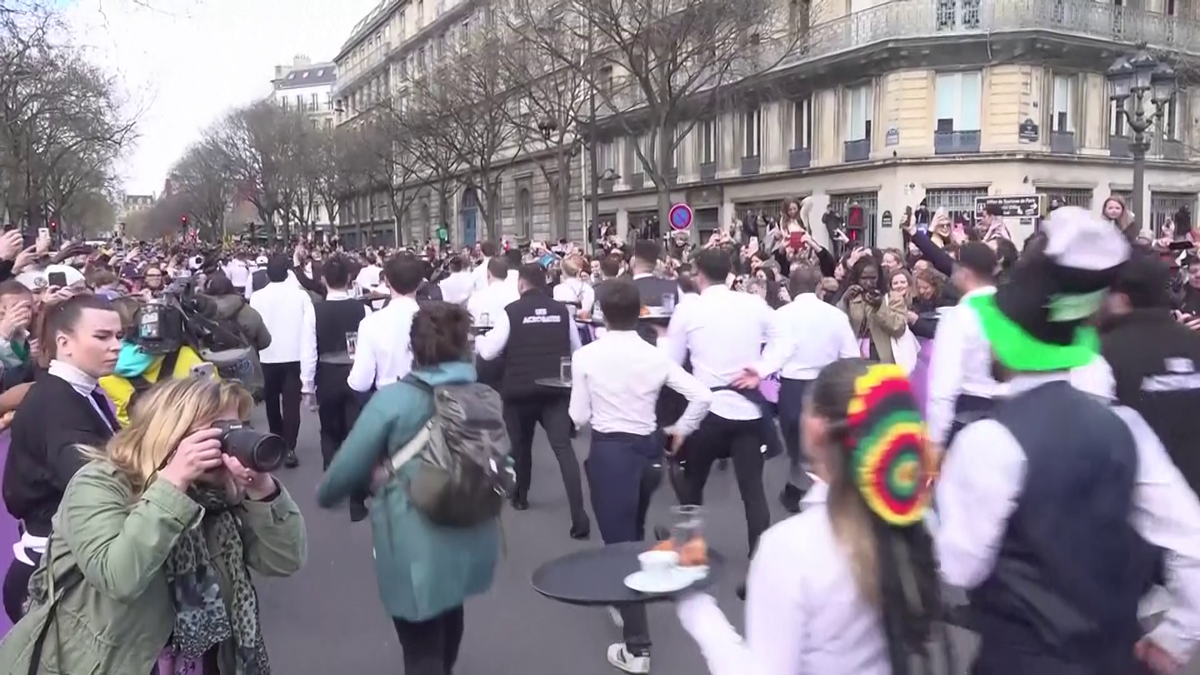 Cursa ospătarilor din Paris 2024