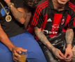 Ronaldinho a petrecut ca-n povești, 3 zile și 3 nopți » Imagini geniale: grătare și dans pe mese până în zori