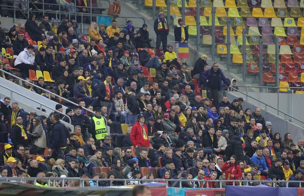 Diferență URIAȘĂ » Cât costă biletele la partidele naționalei masculine în comparație cu cele pentru reprezentativa feminină a României