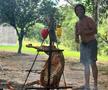 Ronaldinho a petrecut ca-n povești, 3 zile și 3 nopți » Imagini geniale: grătare și dans pe mese până în zori