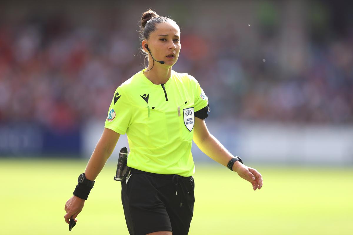 Iuliana Demetrescu în Rapid - Dinamo