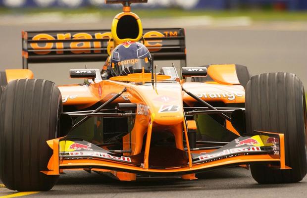 Ferrari egalează o performanță rușinoasă în Formula 1, nemaivăzută de pe vremea lui Arrows!