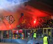 „Zidul Galben” a invadat San Marino » Imagini FABULOASE de la Serravalle: show pirotehnic în prima repriză