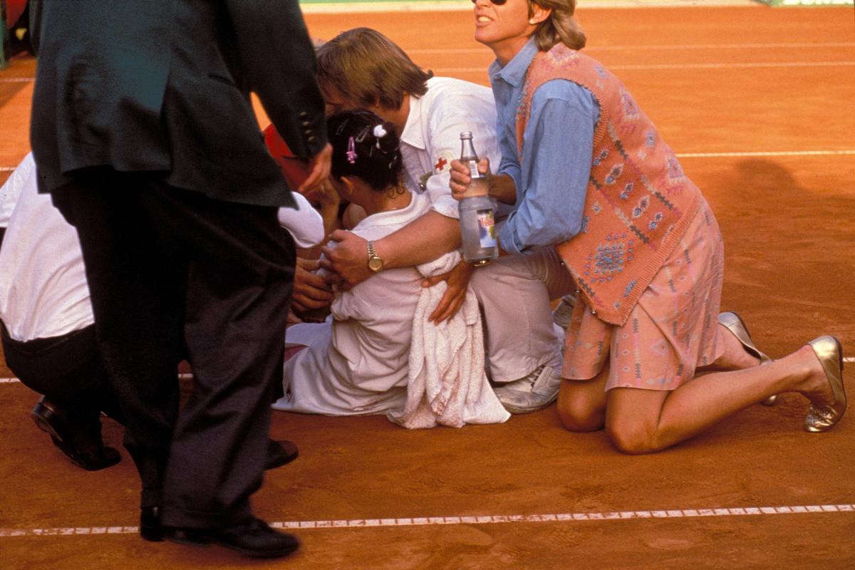 31 de ani de la momentul șocant în care Monica Seles a fost înjunghiată pe teren » Ce mai face astăzi fosta stea a tenisului: „După acel moment, am fost într-un film complet diferit”