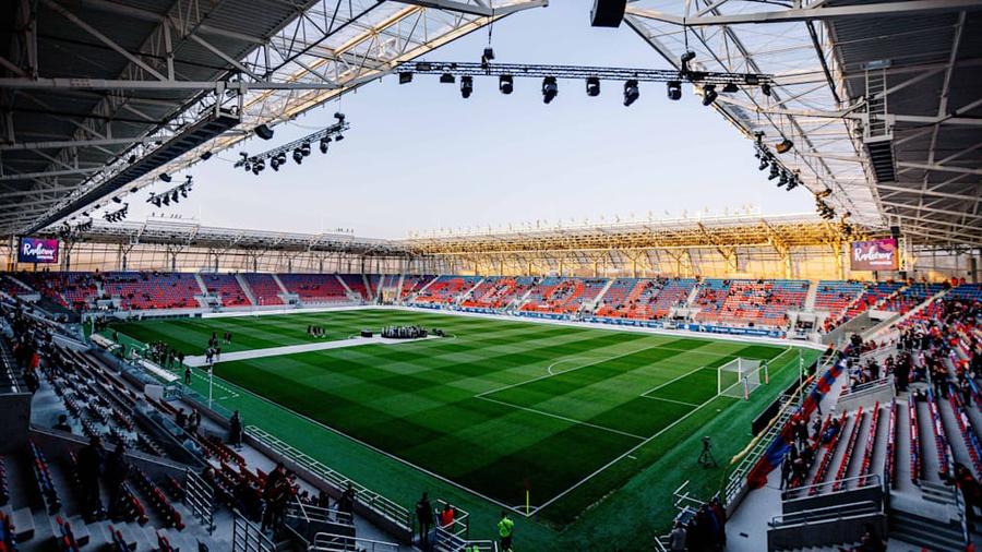 Noul stadion al lui Odra Opole / Foto: Facebook Ultrașii lui FC Magdeburg au vandalizat un stadion nou-nouț în Polonia: „Au fost mai aproape de porcii din hale decât de oameni”