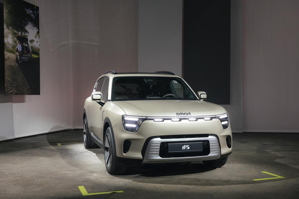 Transformarea brandului Smart: de la o jumătate de mașină la una întreagă » Noul SUV electric vrea să cucerească piața și vine cu o baterie care se încarcă în timp record