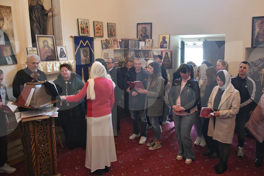 Rugăciuni pentru națională în biserica românească din San Marino: „Să joace cu inima curată și să ne aducă bucurie!” + fanii așteaptă victorii-fluviu: „6-0, 7-0!”