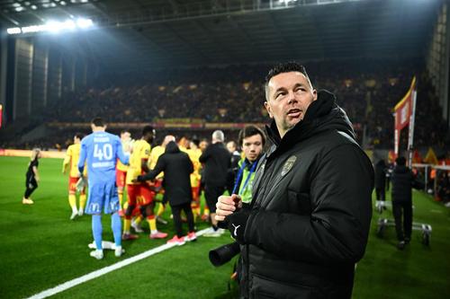 Pierre Sage, antrenorul lui Lens, după victoria din meciul cu Angers (5-1) / Foto: Imago
