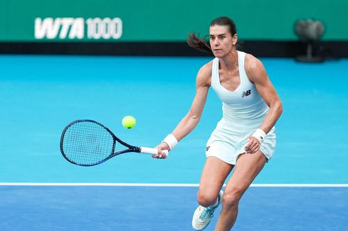 Sorana Cîrstea, în confruntarea cu Coco Gauff din optimile de finală ale Miami Open/Foto: Imago Images