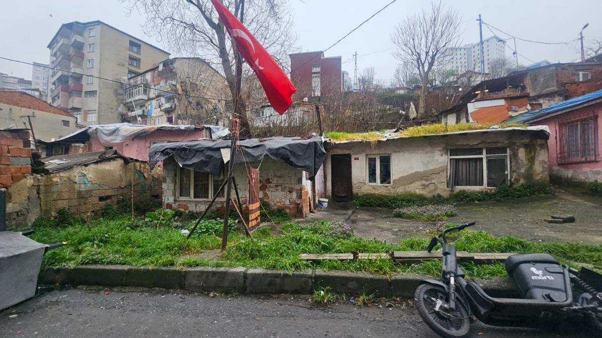 Celălalt Istanbul: partea întunecată a metropolei în care joacă România » Kuștepe, locul în care toți se feresc să intre, inclusiv taximetriștii