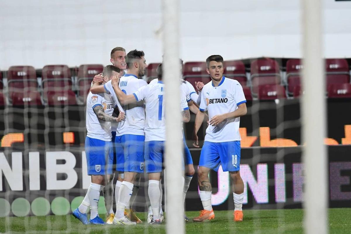 CFR Cluj - Craiova » Play-off 2020/2021 / TUR