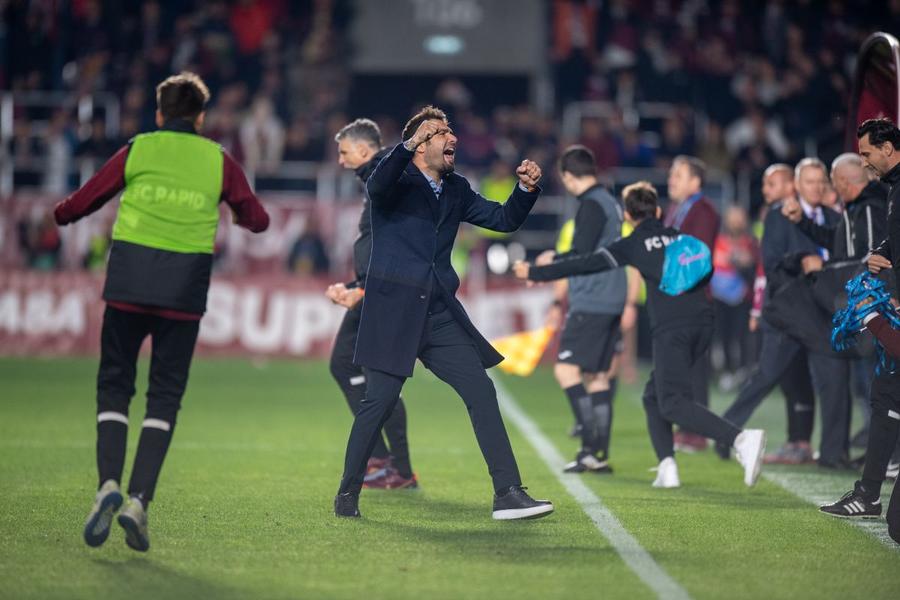 Adrian Mutu (foto: Raed Krishan/GSP) Profesionistul Mutu