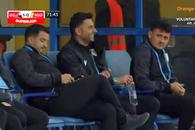 Gafă colosală în U Cluj - Mioveni » Dică a început să râdă pe bancă