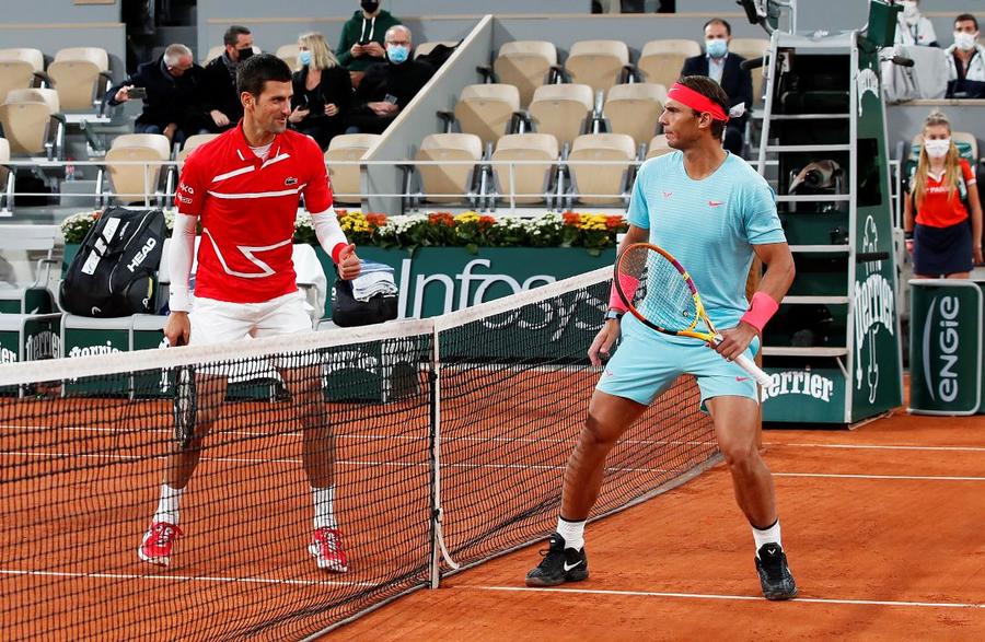 Novak Djokovic și Rafael Nadal au o rivalitate sonoră, ei întâlnindu-se de 59 de ori în circuit Foto Guliver/GettyImages Interviu amplu cu Rafael Nadal în Spania: „Din acel moment, viața mea a luat o întorsătură” » Cum l-a numit pe Djokovic și ce așteaptă de la fiul său: „Mă doare s-o spun”