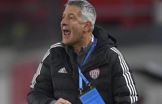Presiune pe Cristiano Bergodi » Italianul i-a dejucat planurile patronului Laszlo Dioszegi: „Toată lumea vorbește, comentează și uită esențialul!”