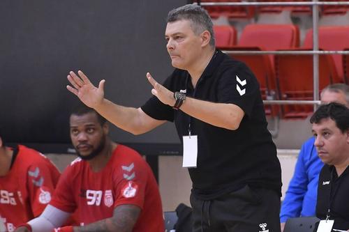 Dinamo a câștigat greu, scor 28-27, manșa tur cu Skjern din sferturile EHF European League și are acum 2 șanse din 3, pentru ca în returul de marțea viitoare din Danemarca să se califice în Final Four-ul de la Hamburg.