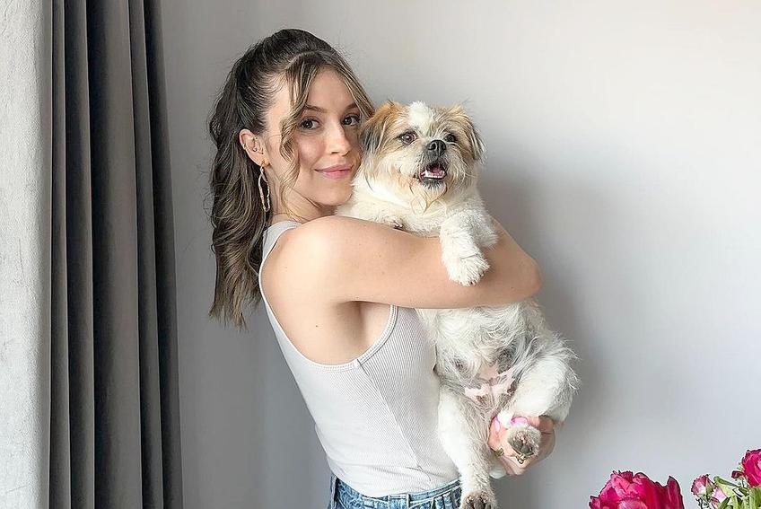 Teodora Stoica spune cum a fost adolescența ei. Sursă foto: Instagram.com/teodorastoica/
