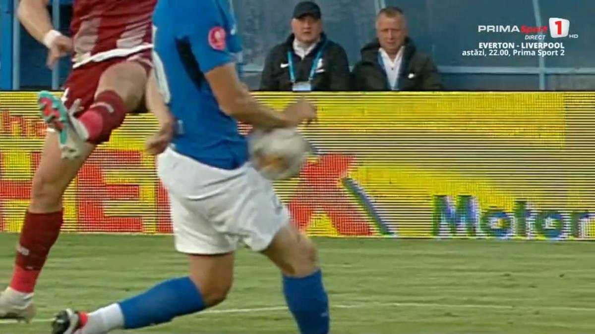Penalty discutabil în Farul - Rapid