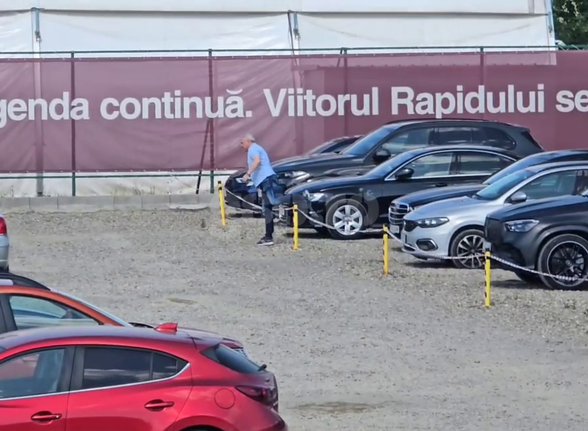 Cum a fost surprins Marius Șumudică la 15 ore după ce și-a anunțat demisia de la Rapid. Primele imagini cu antrenorul