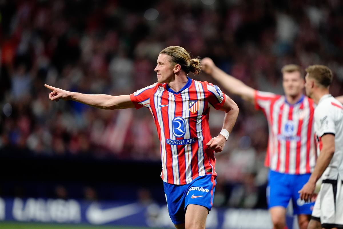 Atletico Madrid n-a stat la discuții cu Rayo Vallecano » Meci de coșmar pentru echipa lui Andrei Rațiu. Cum s-a descurcat românul