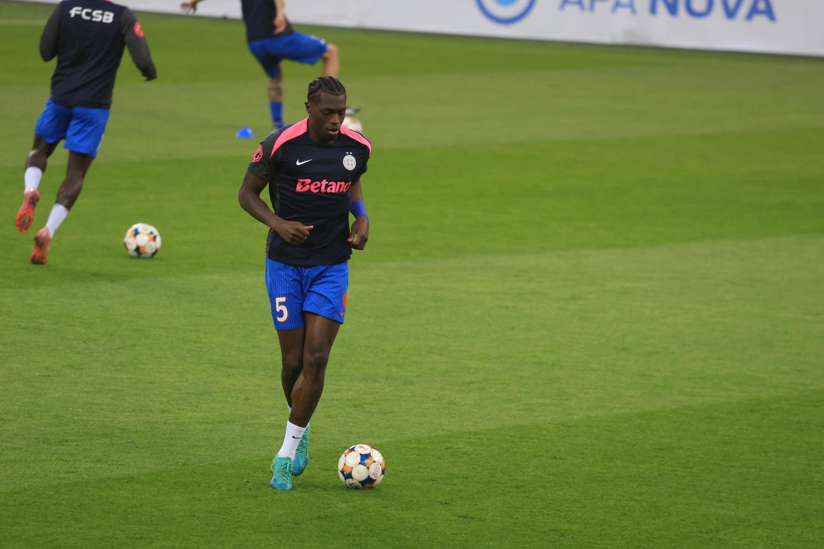 Lucian Filip nu s-a comportat ca un „principal” » Detaliul inedit surprins înainte de FCSB - Petrolul