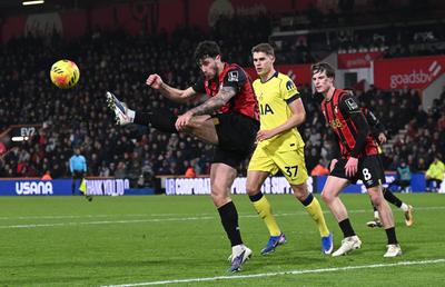 Probleme pentru Radu Drăgușin? » Tottenham, acord de principiu cu fundașul revelației din premier League