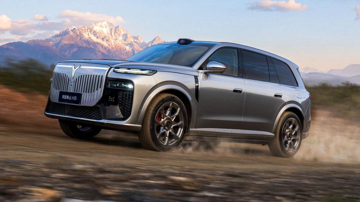 Chinezii au prezentat „Rolls-Royce-ul de pe Temu” » Prețul este de 10 ori mai mic
