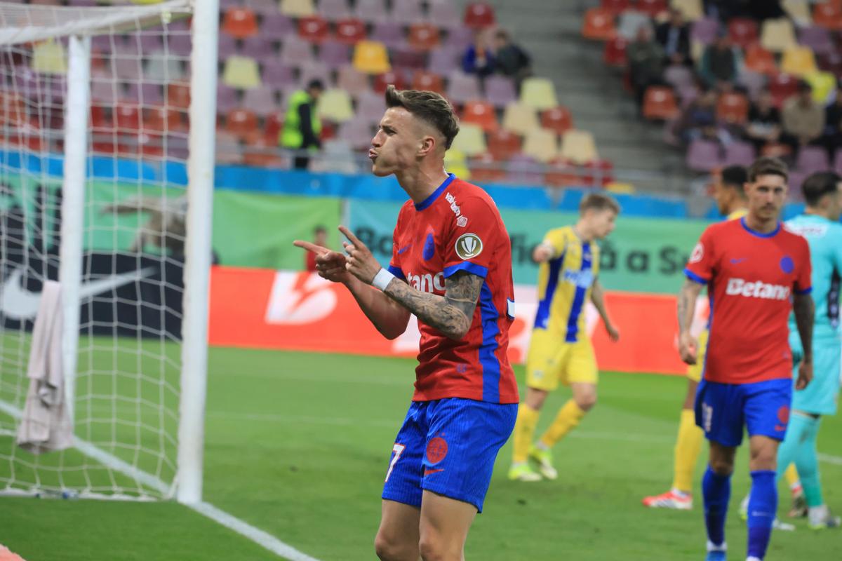 Cu un pas mai aproape de Europa, FCSB are lista de transferuri pentru vară făcută