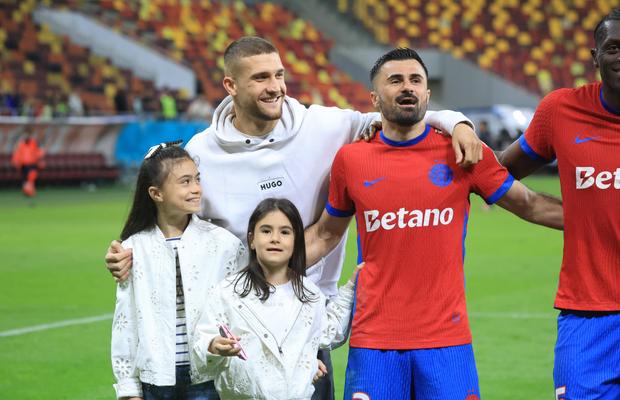 Ce s-a întâmplat la finalul partidei FCSB - Petrolul! Gestul fair-play remarcat de reporterii GSP