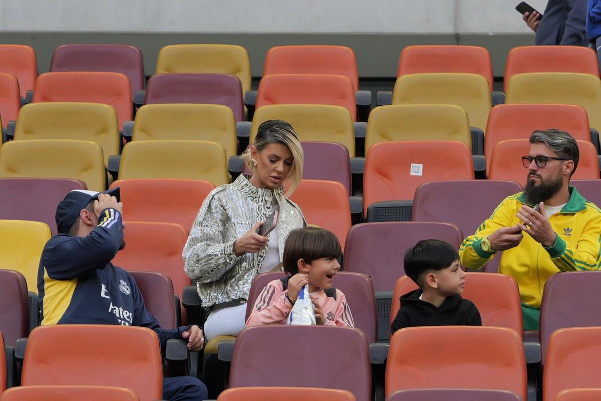 Imagini înainte de FCSB - Petrolul // foto: Ionuț Iordache și Andrei Furnigă