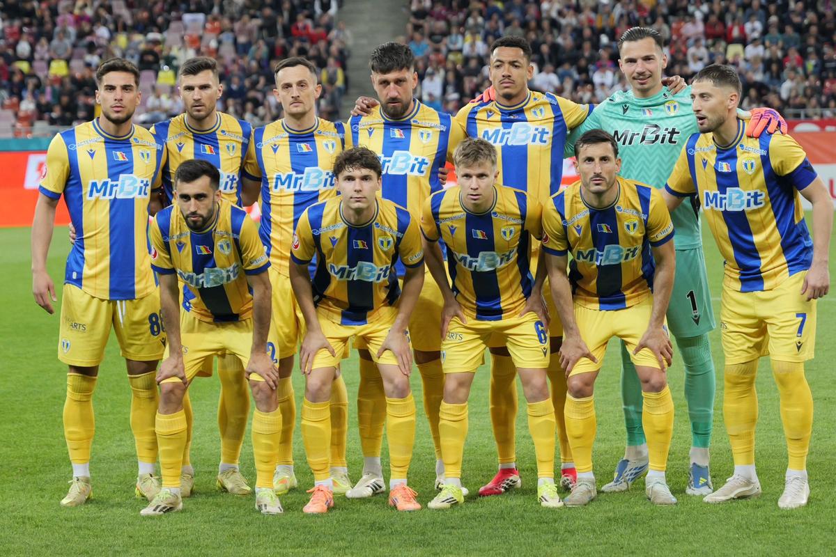 Imagini din meci FCSB - Petrolul // foto: Ionuț Iordache și Andrei Furnigă